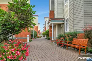 333 The Promenade, Edgewater, NJ 07020 - Photo 23