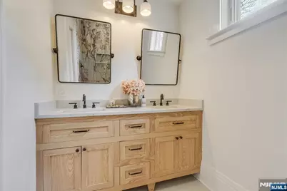 7 Hazelwood Road, Bloomfield, NJ 07003 - Photo 19