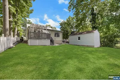 30 John Place, Bergenfield, NJ 07621 - Photo 27