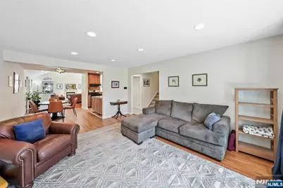 219 Morningside Road, Paramus, NJ 07652 - Photo 7