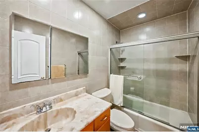 219 Morningside Road, Paramus, NJ 07652 - Photo 17