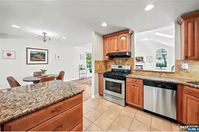 219 Morningside Road, Paramus, NJ 07652 - Photo 11