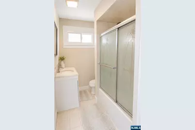 126 Post Avenue, Lyndhurst Township, NJ 07071 - Photo 13