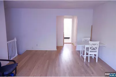 129 River Drive B #B, Elmwood Park, NJ 07407 - Photo 3