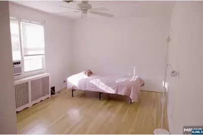 129 River Drive B #B, Elmwood Park, NJ 07407 - Photo 5