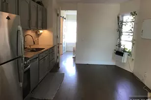 21 Valley Pl 2, Edgewater, NJ 07020 - Photo 3