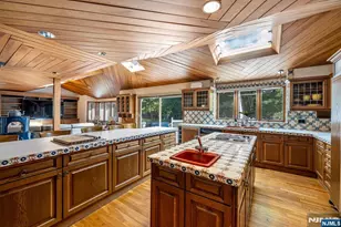 40 Mohegan Trail, Saddle River, NJ 07458 - Photo 15