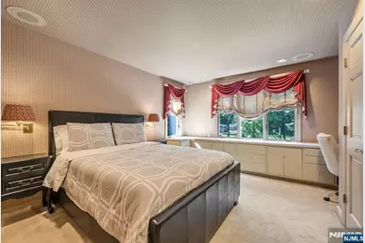 40 Mohegan Trail, Saddle River, NJ 07458 - Photo 29