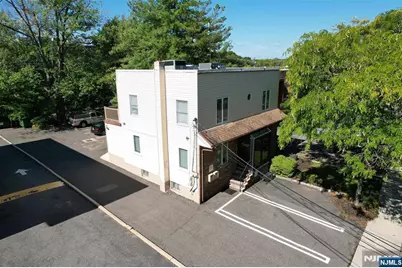 24 Farview Terrace, Paramus, NJ 07652 - Photo 31