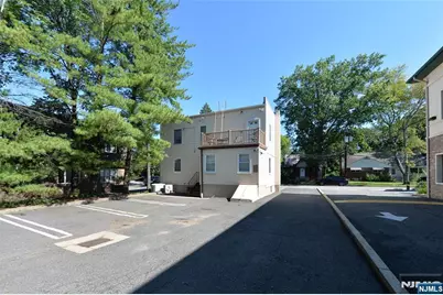 24 Farview Terrace, Paramus, NJ 07652 - Photo 3