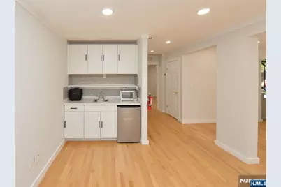 24 Farview Terrace, Paramus, NJ 07652 - Photo 13