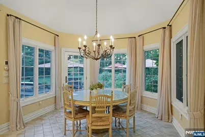 88 Bayberry Drive, Mahwah, NJ 07430 - Photo 11