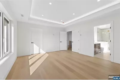 130 Danna Way, Saddle Brook Township, NJ 07663 - Photo 23