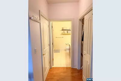 2113 Windsor Park Court #113, Englewood, NJ 07631 - Photo 17