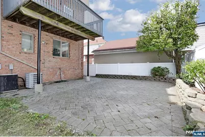 27 Lawton Avenue C0027 #C0027, Cliffside Park, NJ 07010 - Photo 35