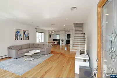 27 Lawton Avenue C0027 #C0027, Cliffside Park, NJ 07010 - Photo 3