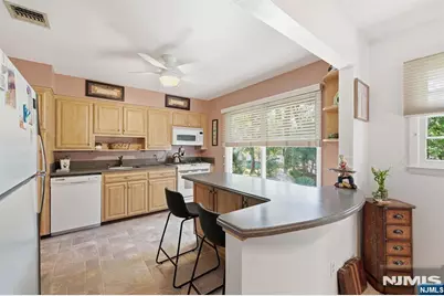 298 Webster Drive, New Milford, NJ 07646 - Photo 7