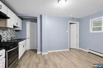 91 43rd Street, Bayonne, NJ 07002 - Photo 9