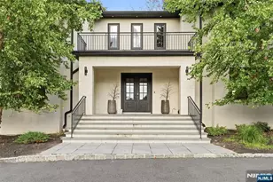 55 Kennedy Dr, Cresskill, NJ 07626 - Photo 3