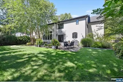 10 Day Avenue, Tenafly, NJ 07670 - Photo 45