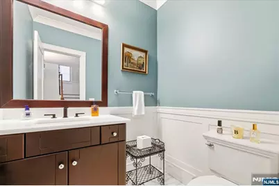 10 Day Avenue, Tenafly, NJ 07670 - Photo 41