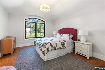 10 Day Avenue, Tenafly, NJ 07670 - Photo 29