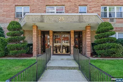 25 Jefferson Street 6D #6D, Hackensack, NJ 07601 - Photo 17