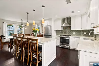 160 Arlington Boulevard, North Arlington, NJ 07031 - Photo 17