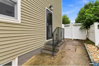 160 Arlington Boulevard, North Arlington, NJ 07031 - Photo 33