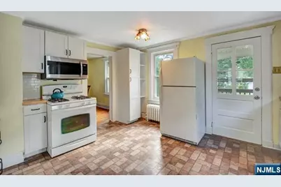 509 Farview Street, Ridgewood, NJ 07450 - Photo 3