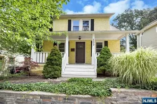 509 Farview St, Ridgewood, NJ 07450 - Photo 1
