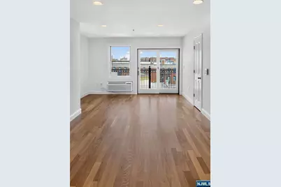 315 7th Street 601 #601, Union City, NJ 07087 - Photo 5