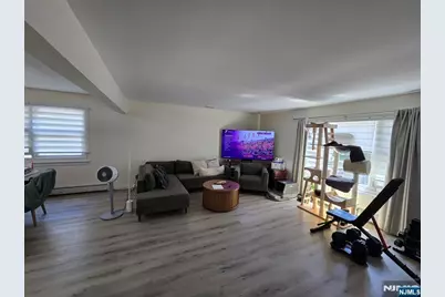 62 Edgewater Place 3 #3, Edgewater, NJ 07020 - Photo 3