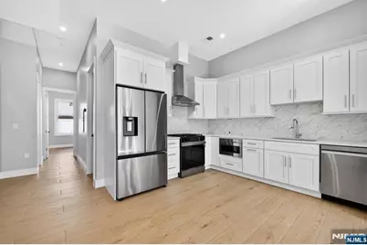 126 De Kalb Avenue 1A #1A, Jersey City, NJ 07306 - Photo 5