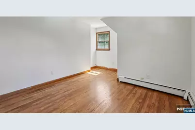 36 Page Drive, Oakland, NJ 07436 - Photo 29