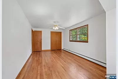 36 Page Drive, Oakland, NJ 07436 - Photo 25