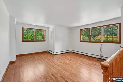 36 Page Drive, Oakland, NJ 07436 - Photo 7