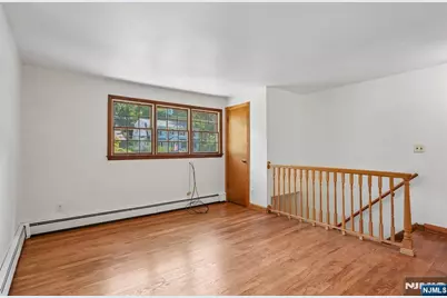 36 Page Drive, Oakland, NJ 07436 - Photo 13