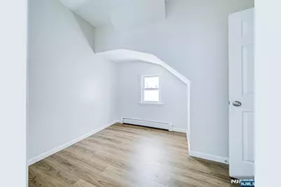 193 Clerk Street, Jersey City, NJ 07305 - Photo 19