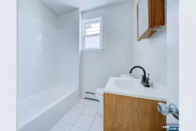 193 Clerk Street, Jersey City, NJ 07305 - Photo 5