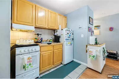 120 32nd Street 2B #2B, Union City, NJ 07087 - Photo 7