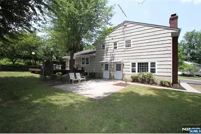 10 Bayberry Drive, Montvale, NJ 07645 - Photo 19