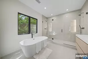 66 Jefferson Ave, Tenafly, NJ 07670 - Photo 33