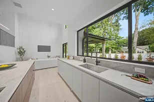66 Jefferson Ave, Tenafly, NJ 07670 - Photo 11