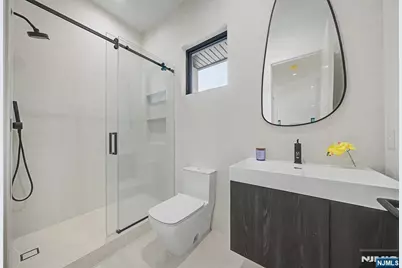 66 Jefferson Avenue, Tenafly, NJ 07670 - Photo 21