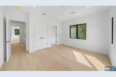 66 Jefferson Avenue, Tenafly, NJ 07670 - Photo 27