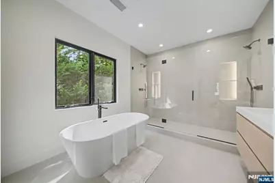 66 Jefferson Avenue, Tenafly, NJ 07670 - Photo 33