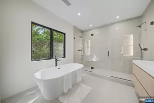 66 Jefferson Ave, Tenafly, NJ 07670 - Photo 33
