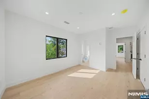 66 Jefferson Ave, Tenafly, NJ 07670 - Photo 29