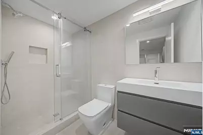 66 Jefferson Avenue, Tenafly, NJ 07670 - Photo 39